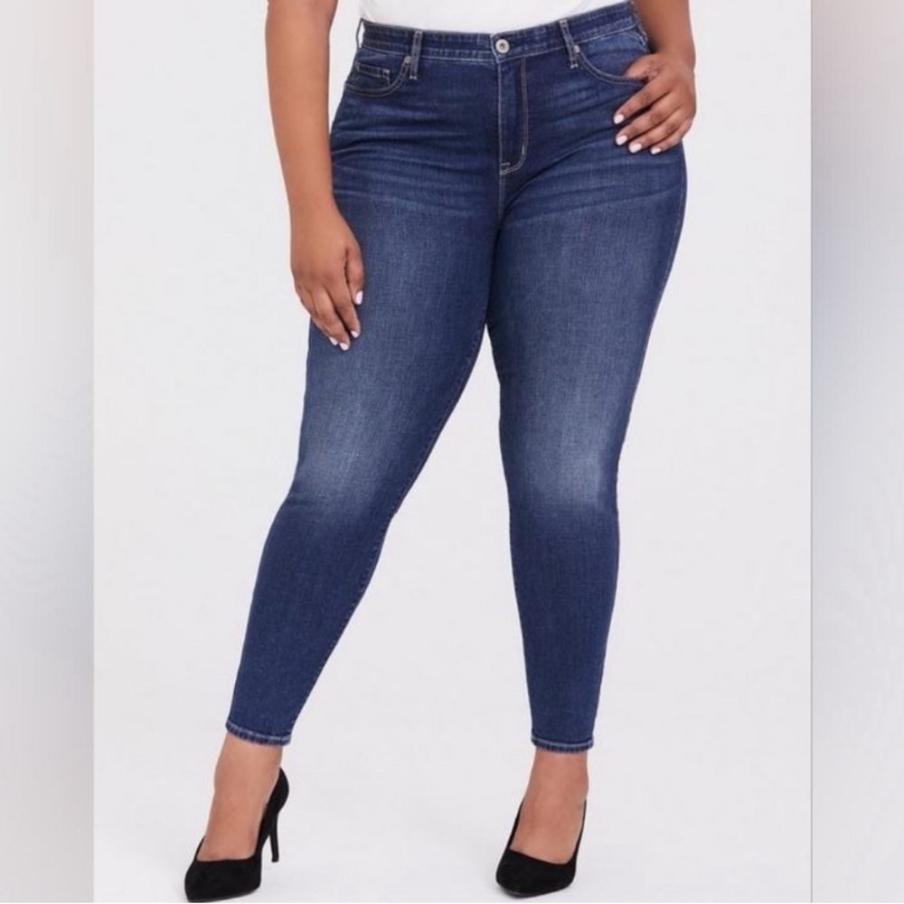 Torrid Sky High Skinny Jeans - Size 20XS